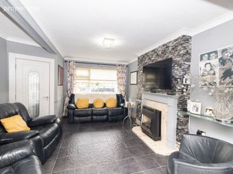 34 Woodford Downs, Clondalkin, Dublin 22 - Image 5