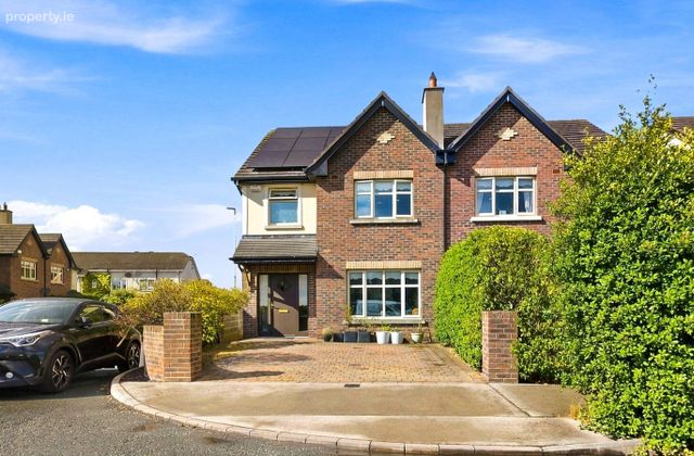 55 Knights Wood (plus Attic Conversion), Drogheda, Co. Meath - Click to view photos