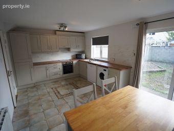 14 Brookfields, Shannon, Shannon, Co. Clare - Image 3