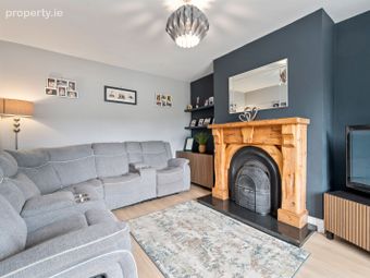 7 Gleann Dara, Ballygarvan, Co. Cork - Image 4