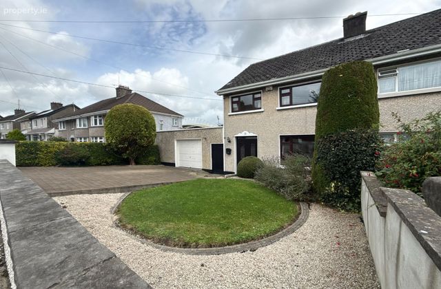 15 Coolraine Estate, Mayorstone, Caherdavin, Co. Limerick - Click to view photos