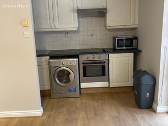 Apartment 18, Block A, The Windmill, Grand Canal Dock, Dublin 2 - Image 4