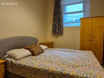 Basement Apartment, 6 Catherine Place, Limerick City Centre, Co. Limerick - Image 2