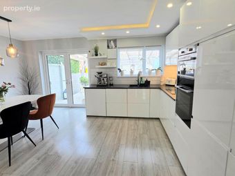 8 The Orchard, College Manor, Cobh, Co. Cork - Image 5