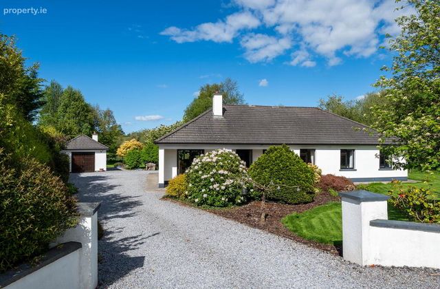 Garnafailagh, Athlone, Co. Westmeath, Athlone, Co. Westmeath - Click to view photos