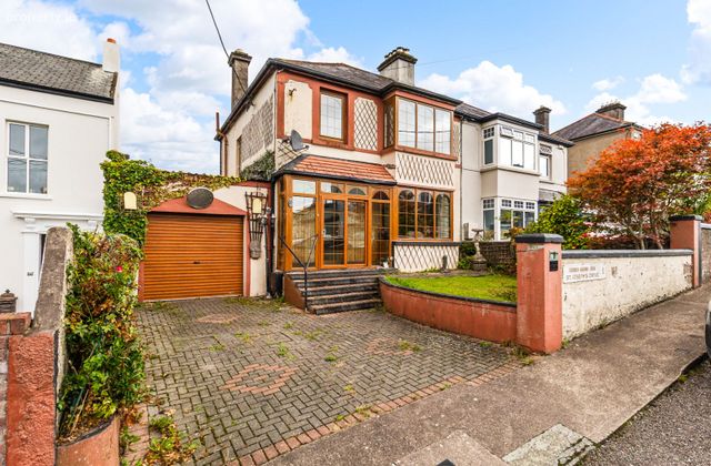 Wynnethorne, 1 Saint Joseph's Drive, Montenotte, Co. Cork - Click to view photos
