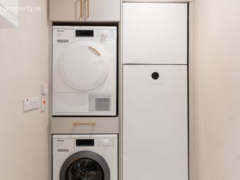1 Bed Apartment, Blackrock, Co. Dublin - Image 2