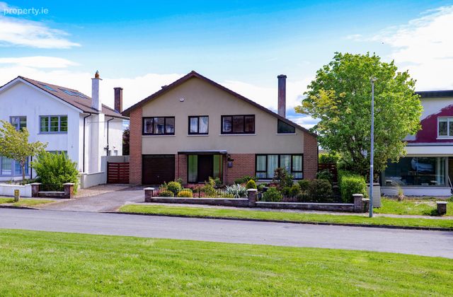 Morgenstern, 16 Ardmore, Taylors Hill, Galway, Curraun, Co. Galway - Click to view photos