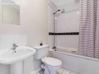 29 Johnston Court, Church Street, Cavan, Cavan, Co. Cavan - Image 3