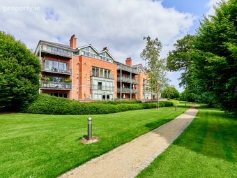 1 Cherry Lodge, Farmleigh Woods, Castleknock, Dublin, Castleknock, Dublin 15 - Image 2