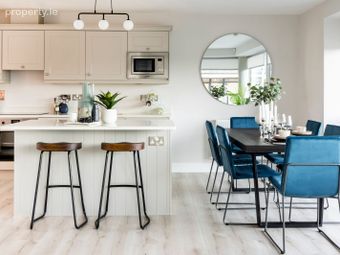 2-bedroom Penthouse Apartment, Cualanor Crescent, Dun Laoghaire, Co. Dublin - Image 2
