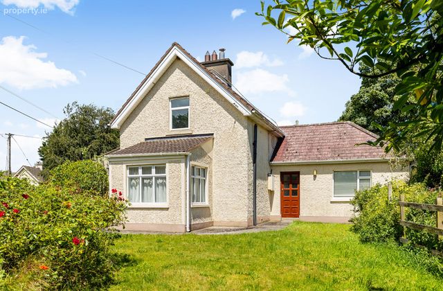 Kellyville, Ballintubbert, Co. Laois - Click to view photos