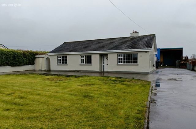 Avondale, Castlejordan, Co. Meath - Click to view photos