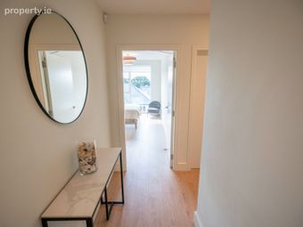 Apartment 39, Orpen Hall, Brennanstown, Dublin 18 - Image 3