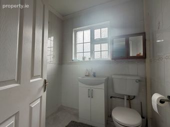 2 Oatfield Close, Dublin 22, Clondalkin, Dublin 22 - Image 3