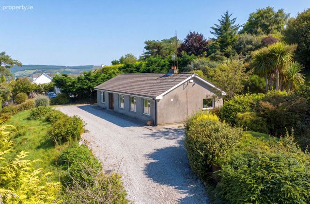 Springwell Lane, Ballyknockan, Co. Wicklow - Click to view photos