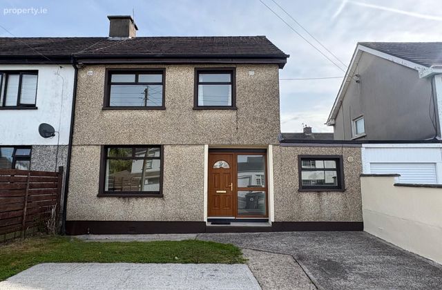 50 Lismore Park, Waterford, Waterford City Centre, Co. Waterford - Click to view photos