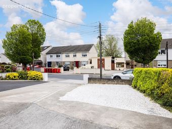 27 Grove Park Road, Glasnevin, Dublin 11 - Image 2