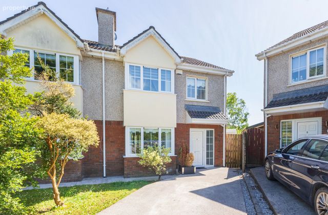 9 Chestnut Avenue, Fota Rock, Carrigtwohill, Co. Cork - Click to view photos