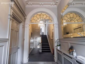 8 Herbert Street, Dublin 2 - Image 2