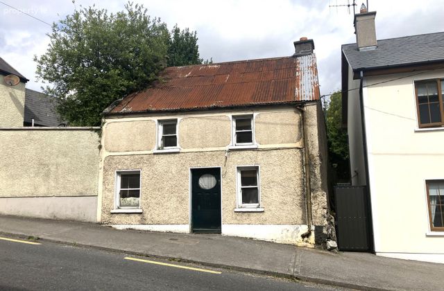 The Hill, Castletownroche, Mallow, Co. Cork - Click to view photos