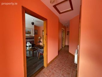 4 Park Court, Strokestown, Co. Roscommon, Strokestown, Co. Roscommon - Image 2