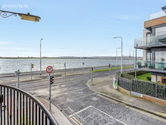 Apartment 24, Clontarf Bay, Clontarf, Dublin 3 - Image 5
