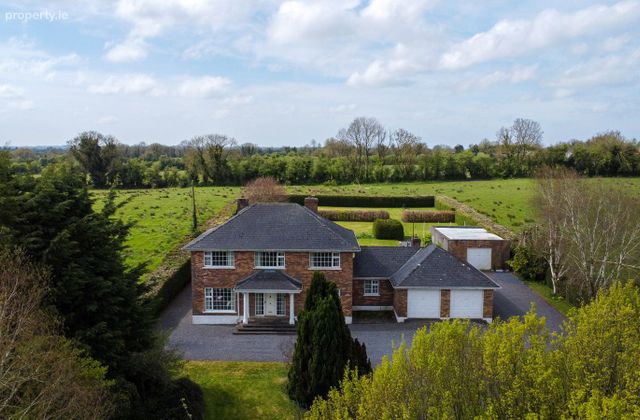 Macetown, Mullingar, Co. Westmeath - Click to view photos