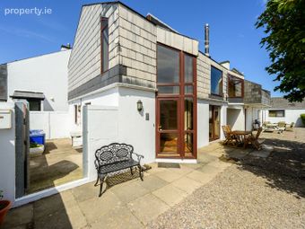 8 Castlepark Village, Kinsale, Kinsale, Co. Cork - Image 2