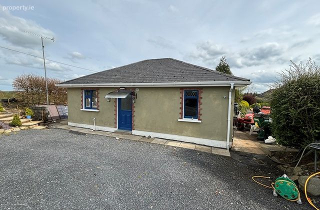 Corratinner, Virginia, Co. Cavan - Click to view photos