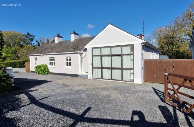 Ardrass Cottage, Ardrass Lower, Celbridge, Co. Kildare - Click to view photos