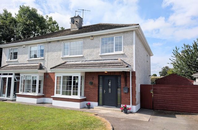50 Brookville Green, Nenagh, Co. Tipperary, Nenagh, Co. Tipperary - Click to view photos