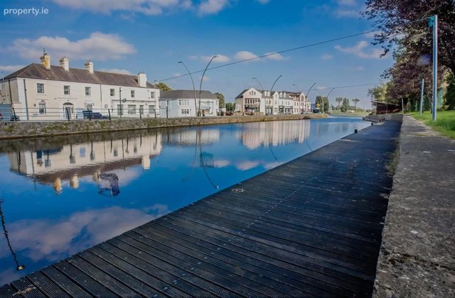 Connaught Court, Connaught Street, Kilcock, Co. Kildare - Click to view photos