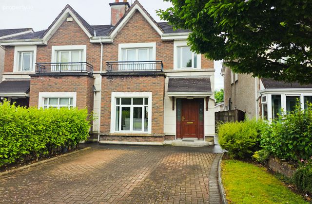 149 Ros Caoin, Roscam, Briarhill, Co. Galway - Click to view photos