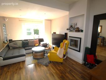 17 Latchford Park, Clonee, Dublin 15 - Image 3