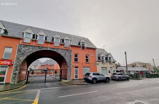 Apartment 10, Brownsbarn Court, Old Naas Road, Kingswood Cross, Dublin 22, Dublin 22 - Click to view photos