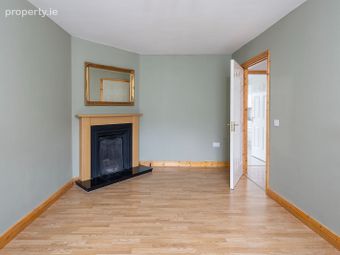 6 The Orchard, College Manor, Cobh, Co. Cork - Image 4