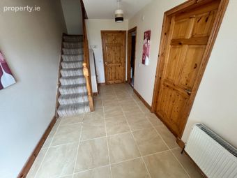 32 Gleann Bhreandin, Saint Brendan's Road, Lisdoonvarna, Toomaghera, Co. Clare - Image 2