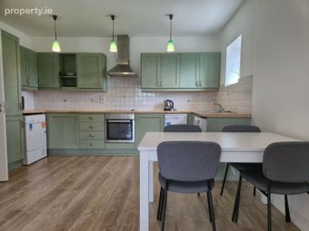 Apartment 56, Tenterfields, Dublin 8 - Image 4