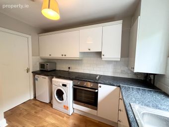Apartment 2, 1 Island View House, Harbour Road, Howth, Dublin 13 - Image 5