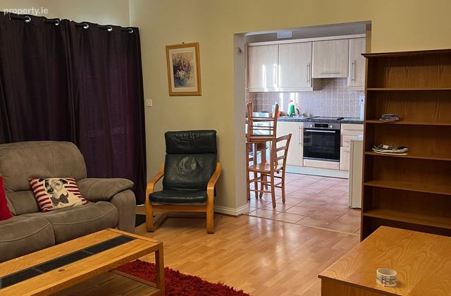 Pembroke Court, Rahoon, Co. Galway - Click to view photos