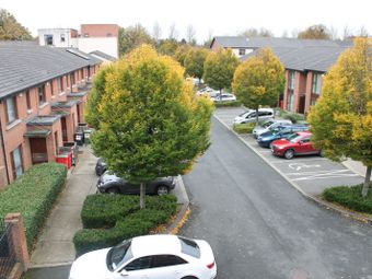 28 Castlegate Chase, Adamstown Castle, Adamstown, Co. Dublin - Image 2