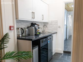13 Lower Baggot Street, Dublin 2 - Image 5