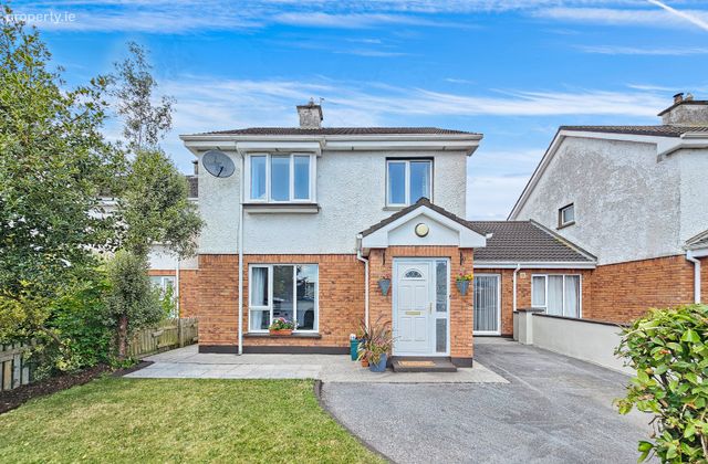 93 Abbey Court, Limerick Road, Ennis, Co Clare, Ennis, Co. Clare - Click to view photos