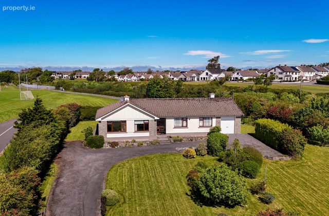 Ballyloughane Strand, Renmore, Galway, Co. Galway, Renmore, Co. Galway - Click to view photos