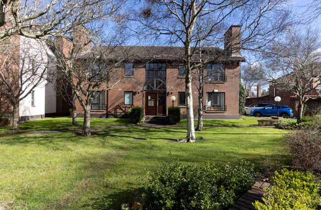 Apartment 40, The Castlelands, Castleside Drive, Churchtown, Dublin 14 - Click to view photos
