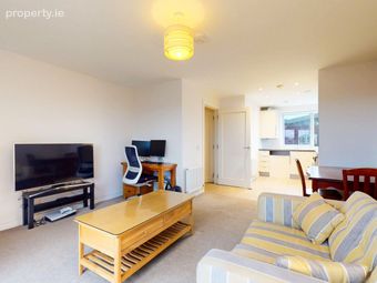 44 Red Arches Park, The Coast, Baldoyle, Dublin 13 - Image 3