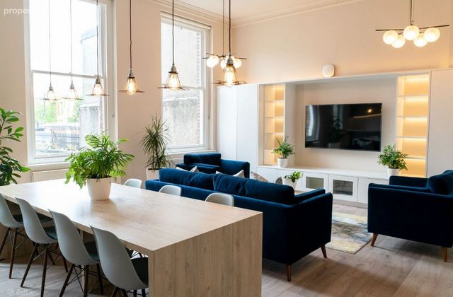 Fitzwilliam Square East, Dublin 2 - Click to view photos