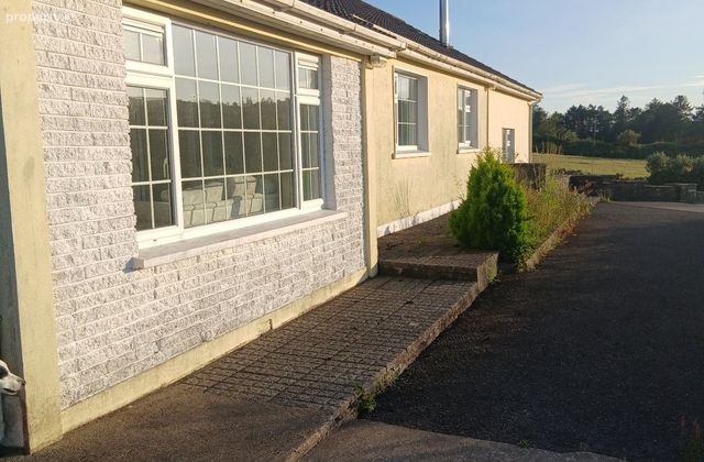 Mohanagh, Skibbereen, Co. Cork, Church Cross, Co. Cork - Click to view photos