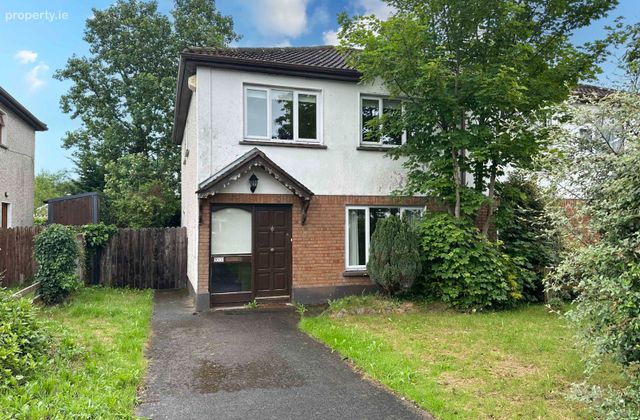 11 Moyglare Village, Maynooth, Maynooth, Co. Kildare - Click to view photos